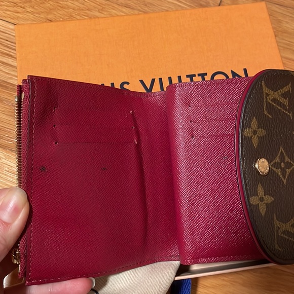 Authentic Louis Vuitton Ariane Compact Wallet in Monogram Fuchsia - Picture 12 of 12